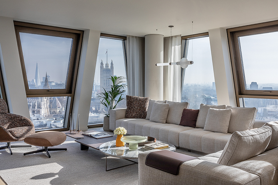 41001 N Minotti London