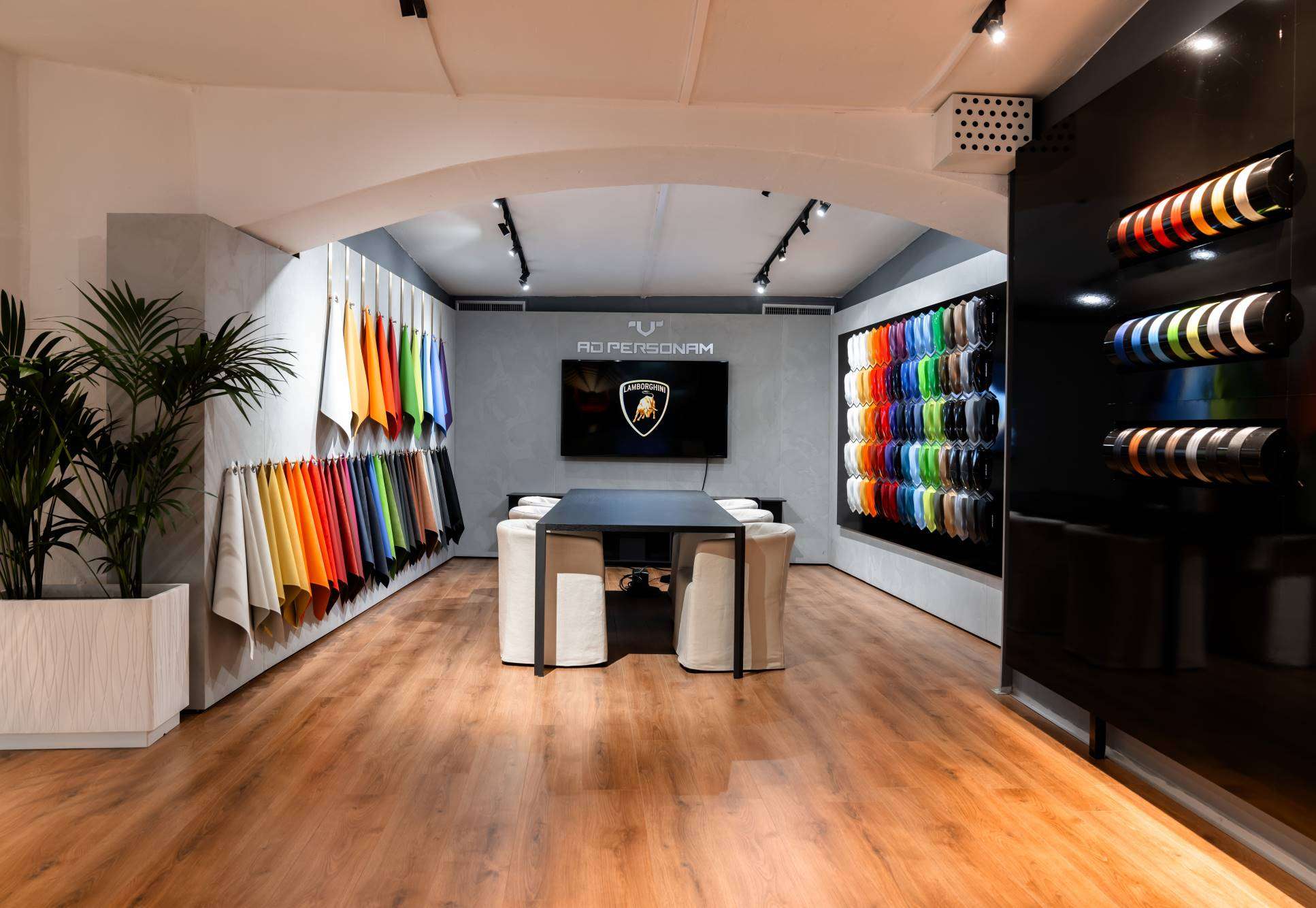 You are currently viewing Living Divani @ Lamborghini Lounge Porto Cervo 2023