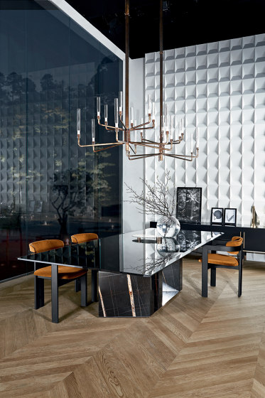 G&r Platium Dining Table1