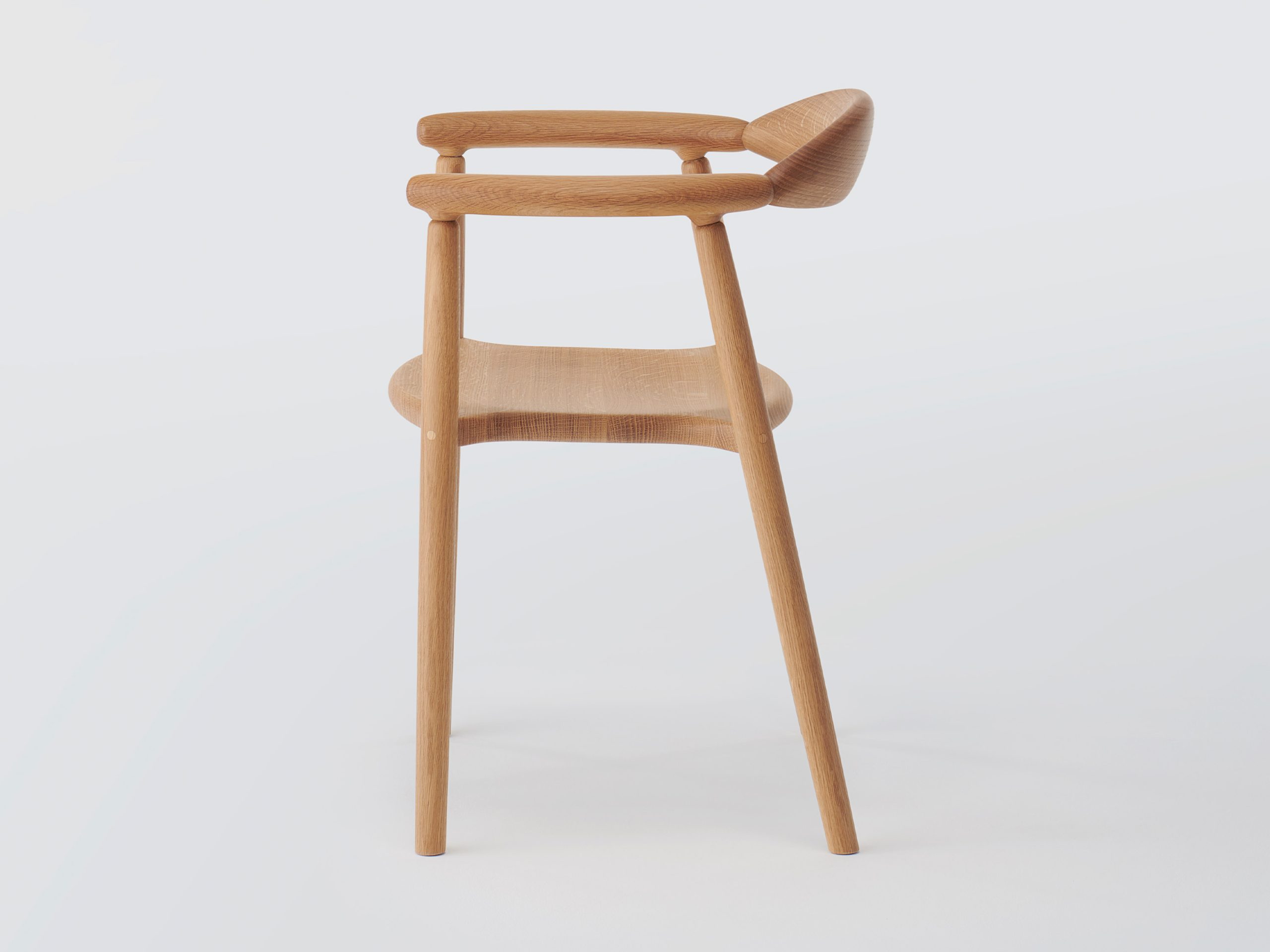 Read more about the article KOYORI:  PRODUCT STORY: MUSUBI ARMCHAIR