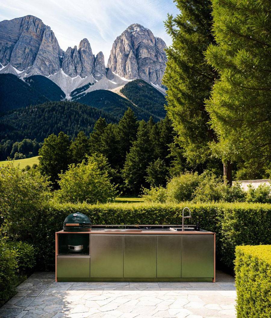 You are currently viewing OF outdoorkitchens: Do you want to enjoy your garden even in winter?